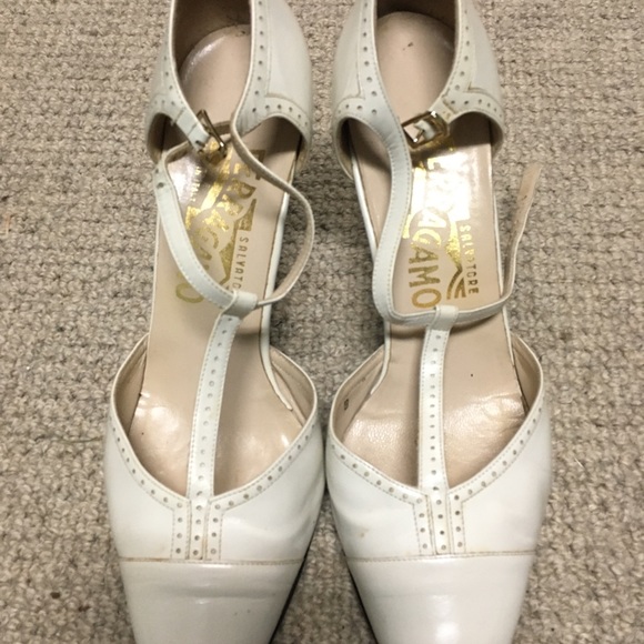 Vintage ferragamo heels - Picture 3 of 3